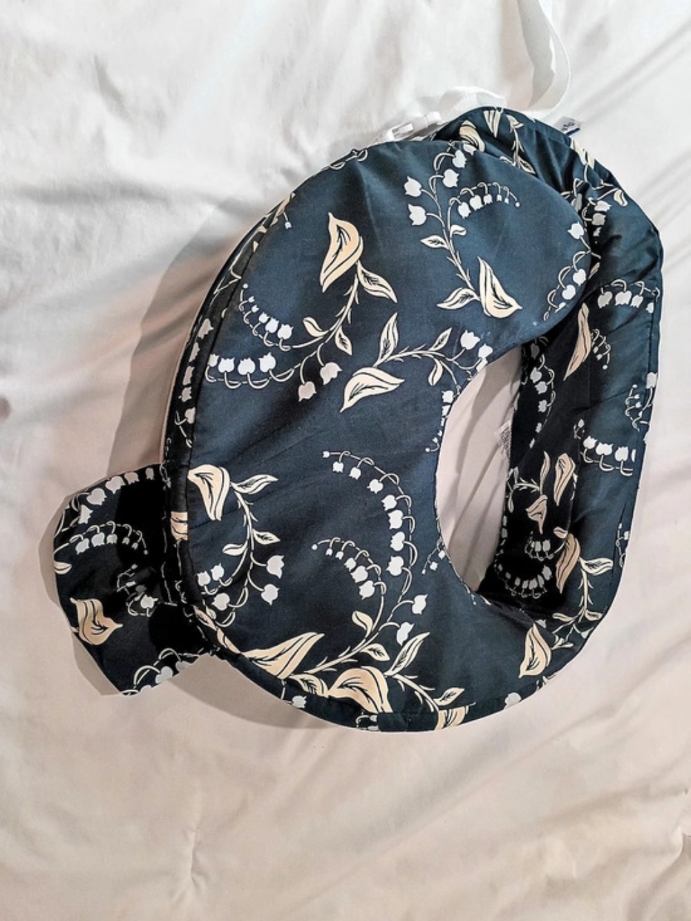 My Brest Friend Original Nursing Pillow Floral Blue & White Adjustable Strap